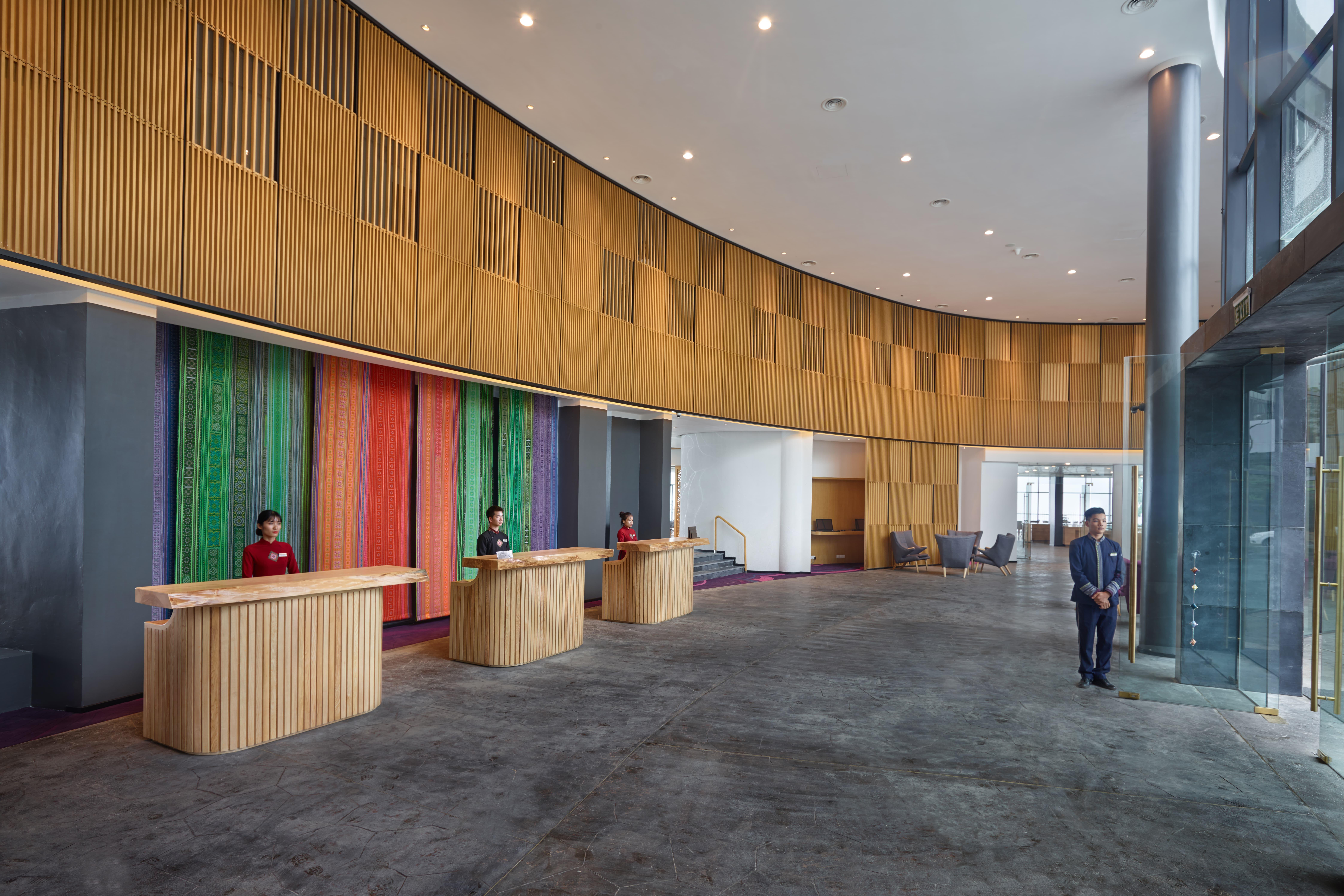 เปาส์ ซาปา เลเชเชอร์ โฮเต็ล Hotel ภายนอก รูปภาพ The lobby of the hotel