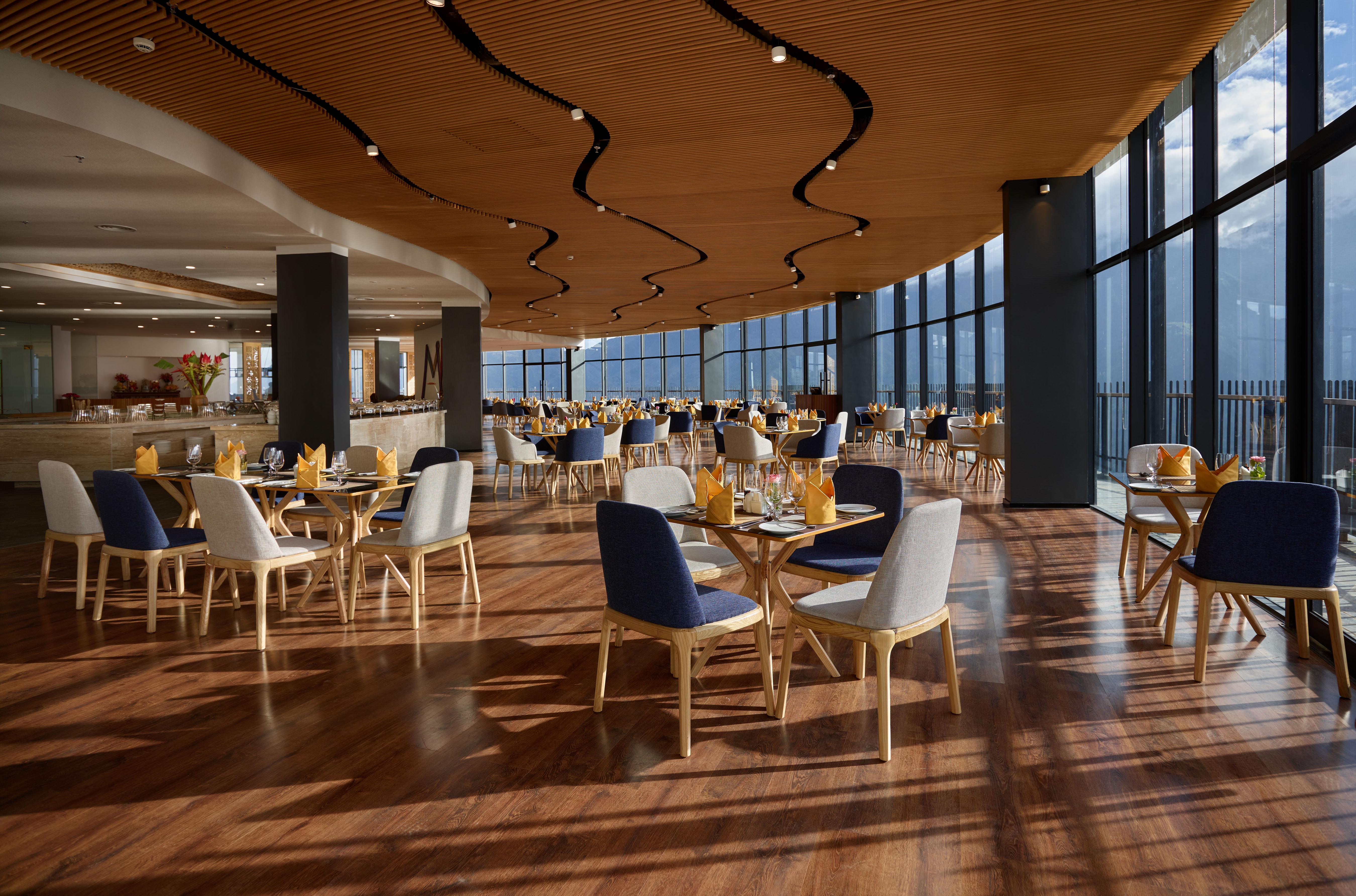 เปาส์ ซาปา เลเชเชอร์ โฮเต็ล Hotel ภายนอก รูปภาพ The restaurant