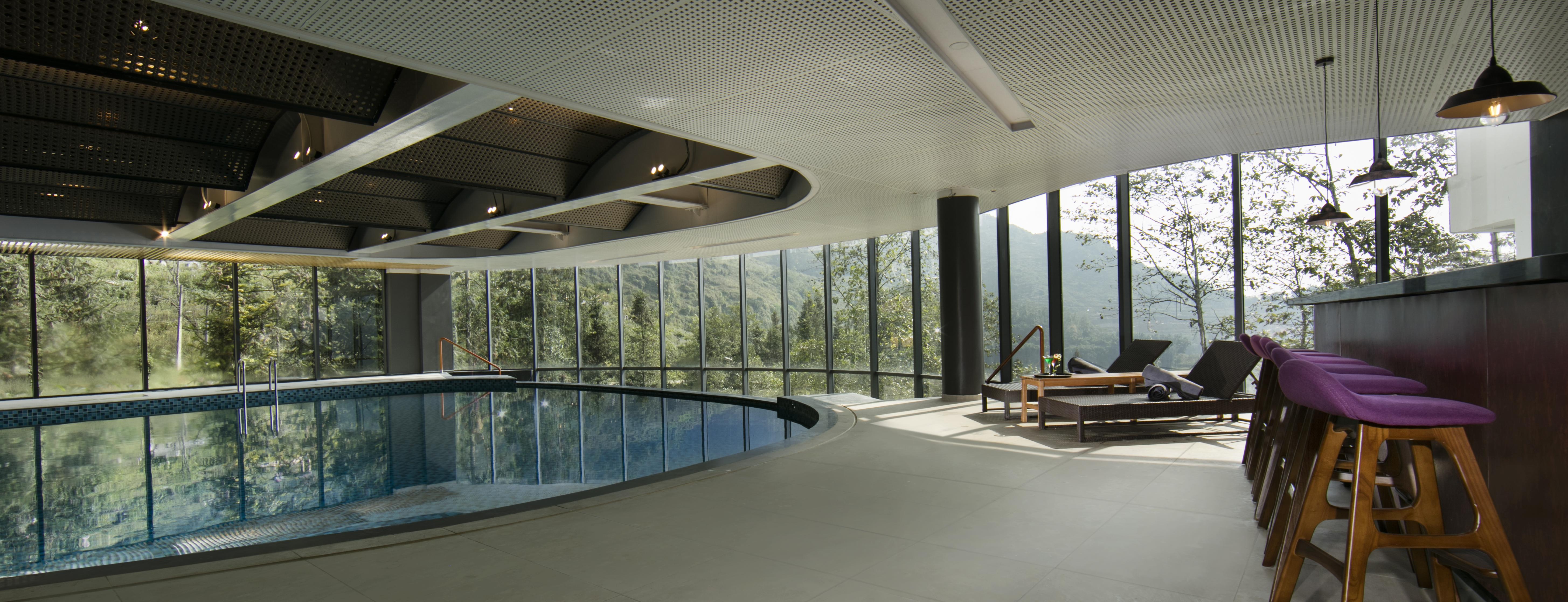 เปาส์ ซาปา เลเชเชอร์ โฮเต็ล Hotel ภายนอก รูปภาพ The spa at the Hotel de la Paix