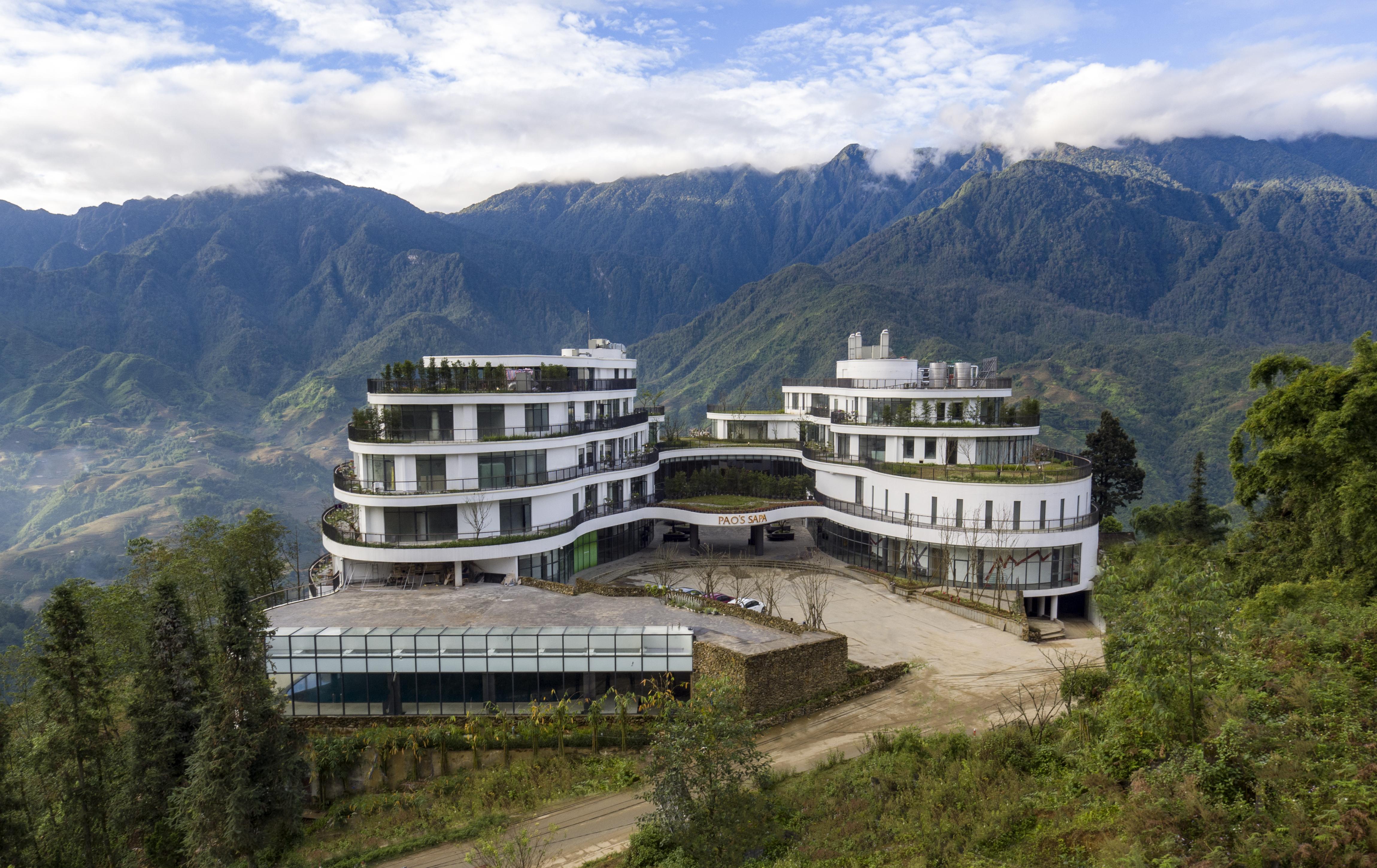 เปาส์ ซาปา เลเชเชอร์ โฮเต็ล Hotel ภายนอก รูปภาพ The resort in 2013