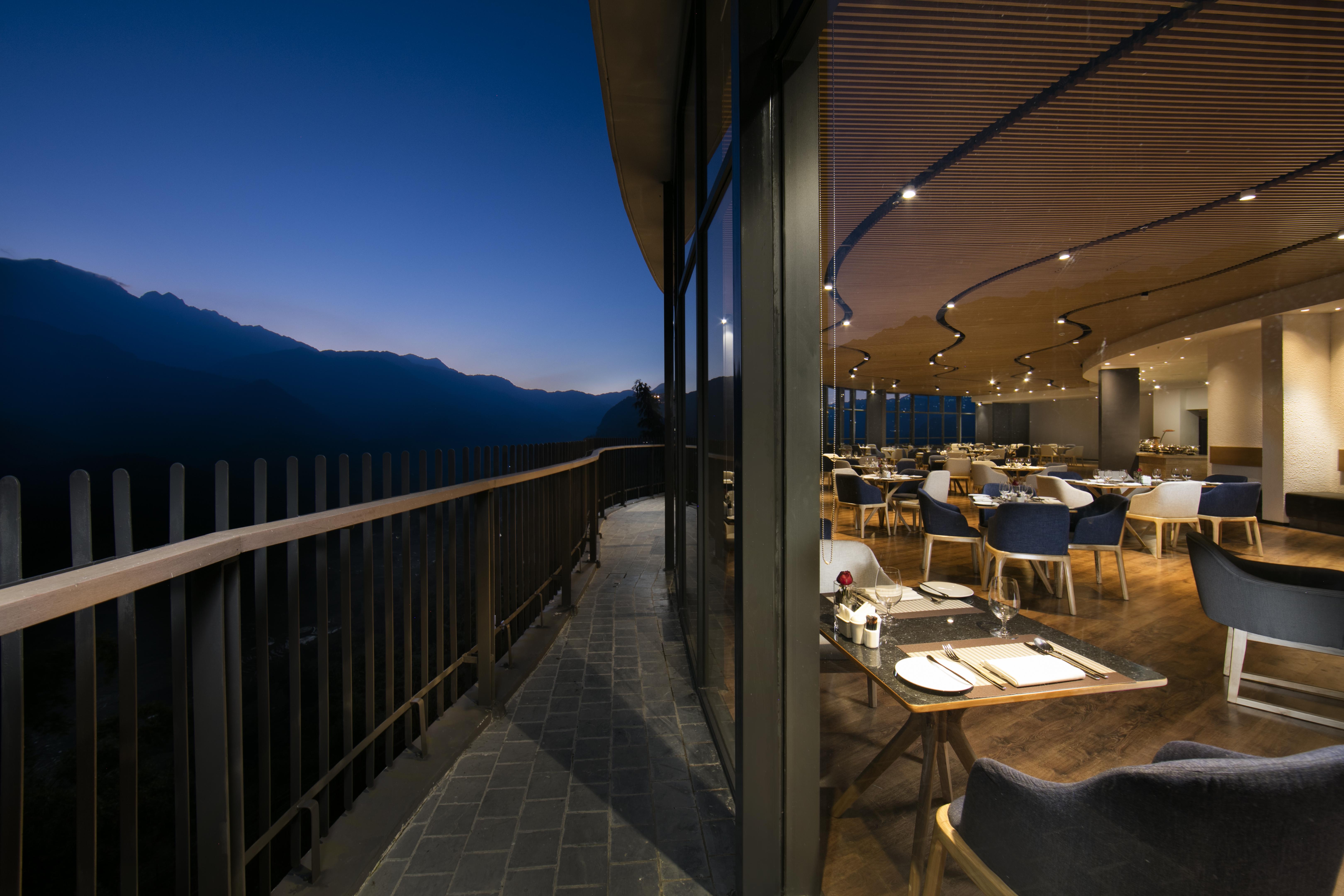 เปาส์ ซาปา เลเชเชอร์ โฮเต็ล Hotel ภายนอก รูปภาพ Restaurant