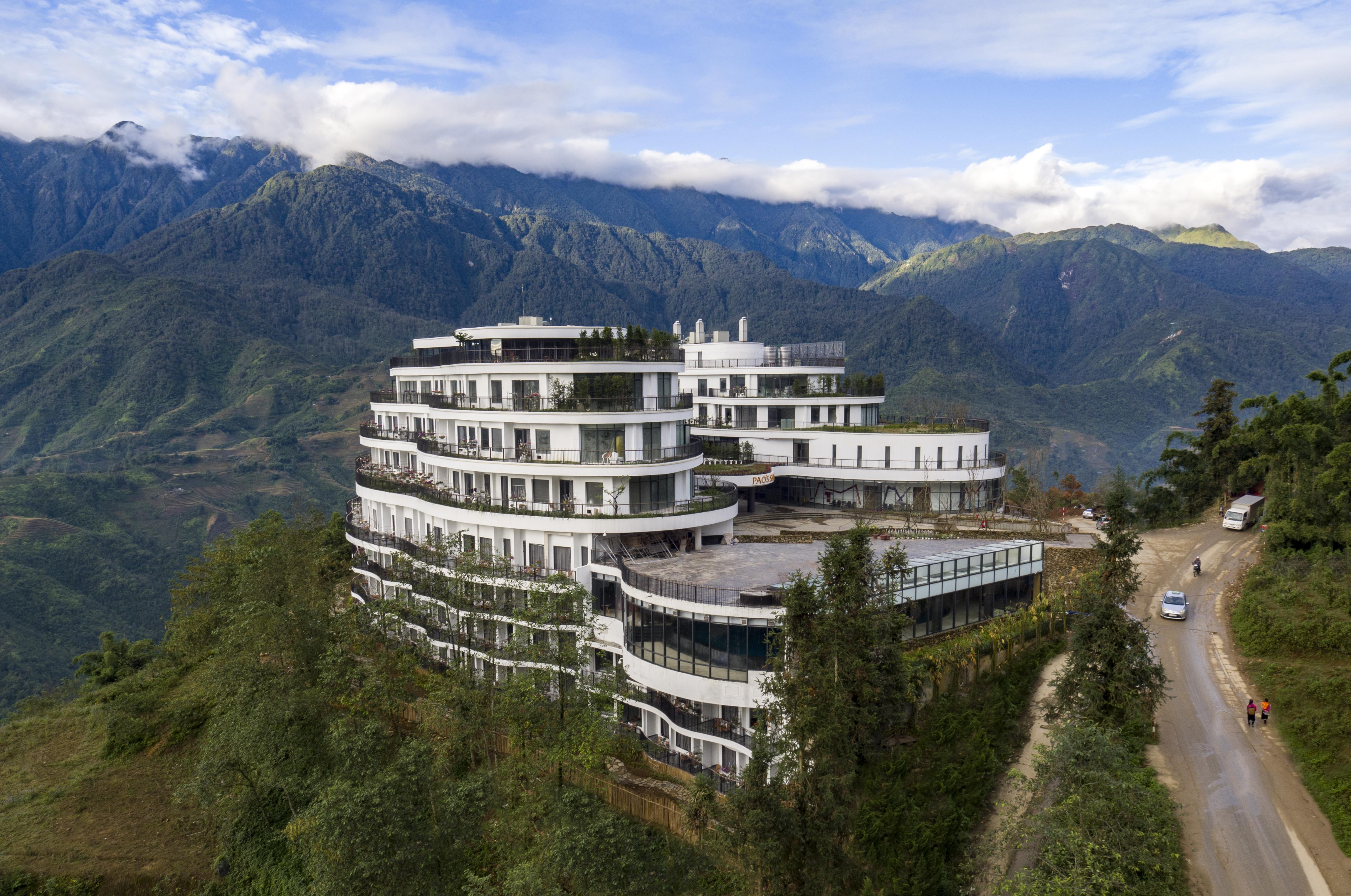 เปาส์ ซาปา เลเชเชอร์ โฮเต็ล Hotel ภายนอก รูปภาพ The hotel in 2016