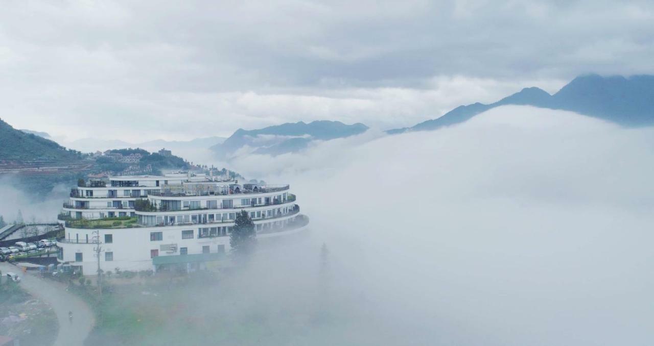 เปาส์ ซาปา เลเชเชอร์ โฮเต็ล Hotel ภายนอก รูปภาพ The hotel in 2016